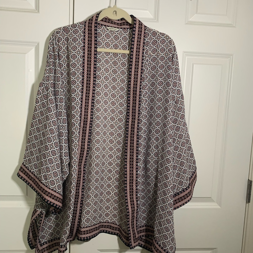 Max Studio Geometric Patterned Kimono Cardigan - image 1